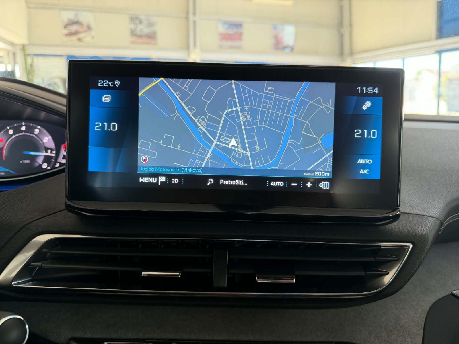 Peugeot 5008 GT 1,6 PureTech 180 *KAO NOV*NAVI*7 SJEDALA* 18